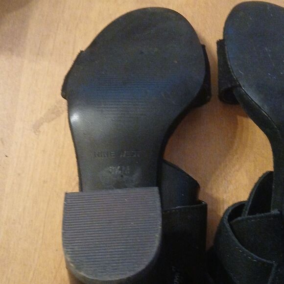 Nine West Gemina black  leather block heel strapped sandals Sz 6.5 - Picture 11 of 12